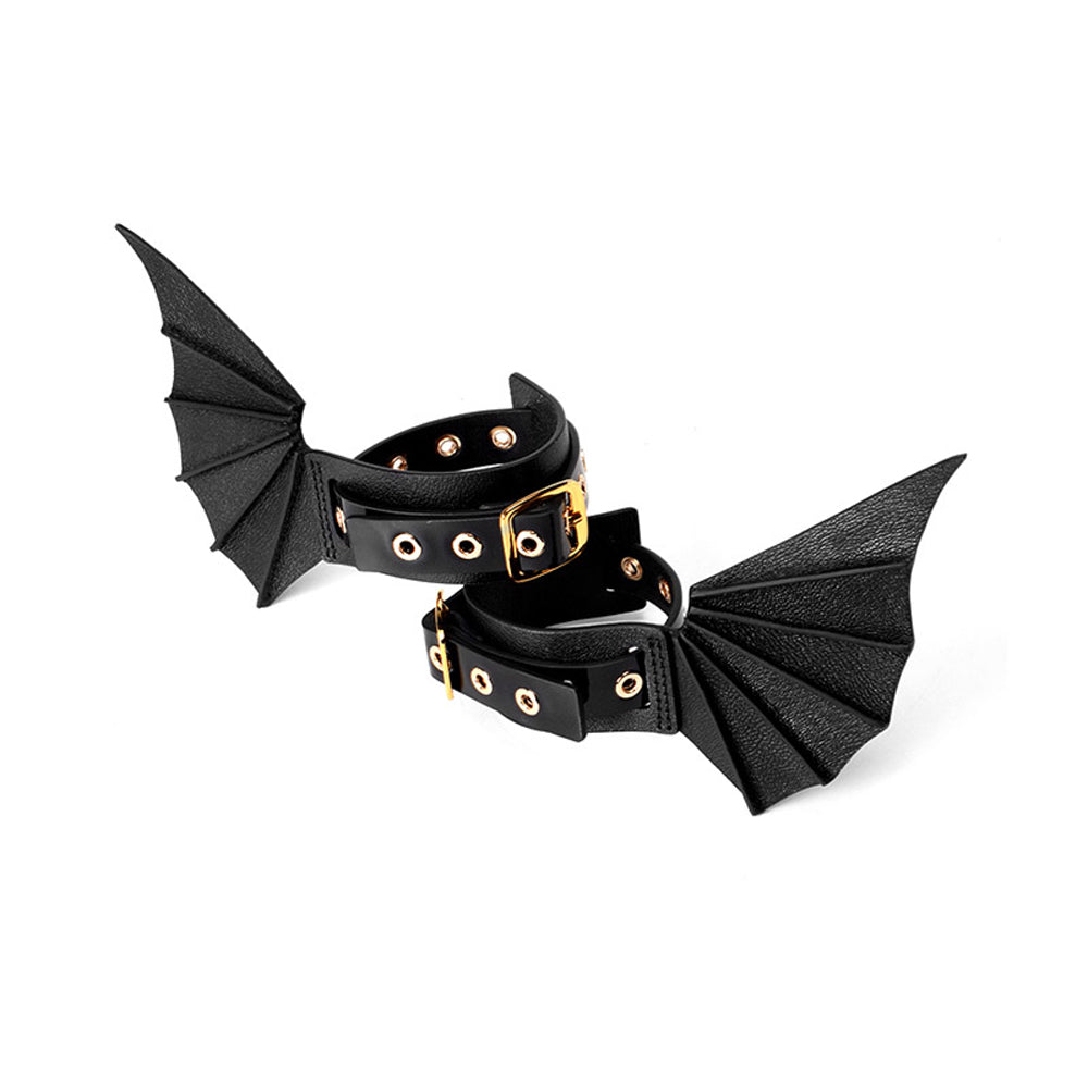 Dragon Wing Leather BDSM Set, Includes Collar, Wrist Cuffs, and Leash, Premium Genuine Leather with Gothic Punk Design.