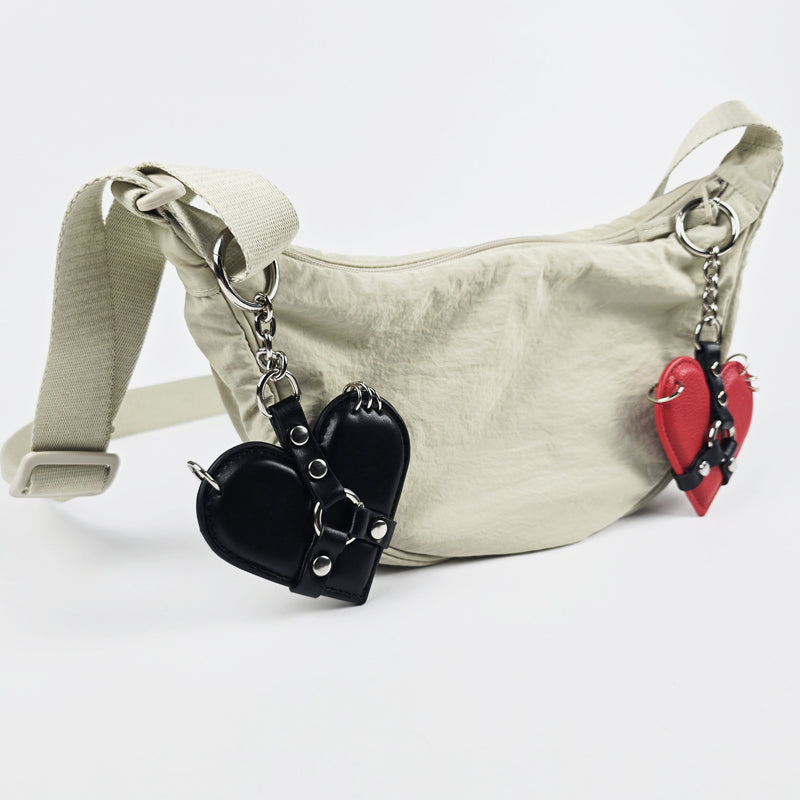 Pierced Heart Harness Keychain (Red or Black) OZGAGA