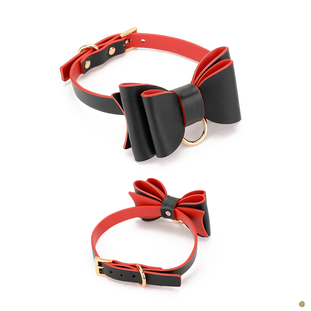 Dicky Bow Collar with Leash